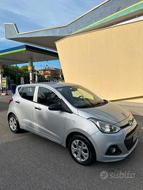 HYUNDAI i10 3ª serie - 2014