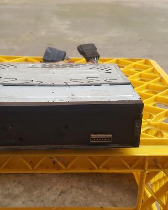 Stereo Auto Sony con lettore CD e Porta USB