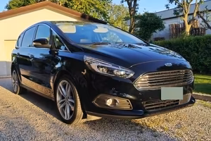 Ford smax