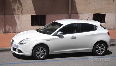Alfa Romeo Giulietta  1.6 cc 150.000 km