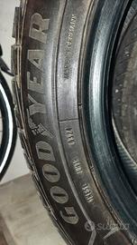 GOMME AUTO INVERNALI GOOD YEAR