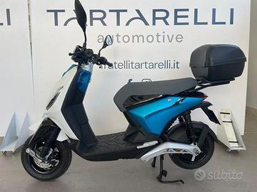 Piaggio 1 PIAGGIO E5 ARTIC MIX
