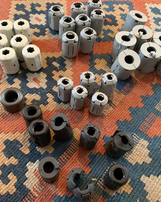 Stock di 35 ferriti con guscio