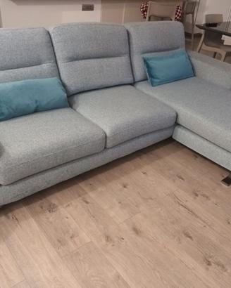 Divano con penisola