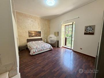 MONOLOCALE A GRAGNANO