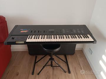 tastiera Korg dss-1 del 1986