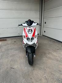Phantom f12r  50 ducati corse 1098