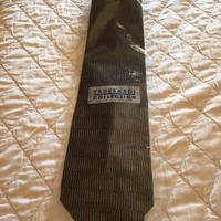 Cravatta Trussardi nuova con certificato