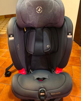 Seggiolino auto TITAN MAXI COSI gruppi 1, 2 e 3
