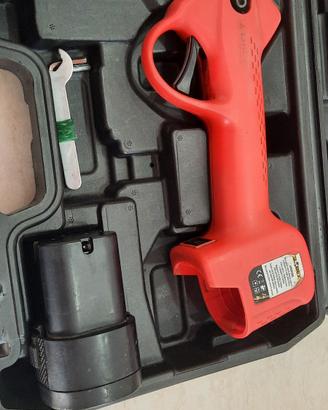 forbici da potatura a batteria 