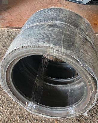 Coppia Bridgestone Blizzak 225 40 18