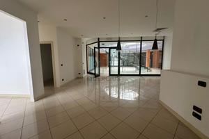 Negozio a Colognola ai Colli (VR) - Stra