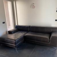 Grande divano in pelle Ikea