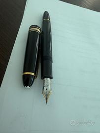 Penna Montblanc Meisterstuck stilografica oro 18k