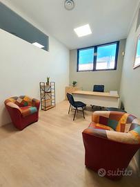 Ufficio uso day office, sala riunioni/formazione