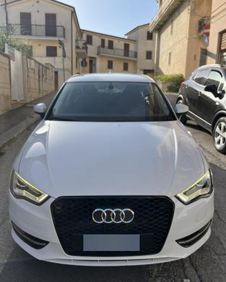 Audi A3 1.6 TDI S tronic (2014)