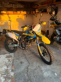 VALENTI rm 125 z 2023