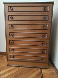 Cassettiera stile classico 