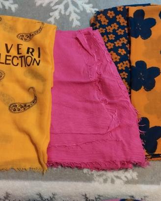 Mix di sciarpe giallo, fucsia, senape e blu scuro