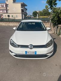 Volkswagen golf 7.5 2019 dsg blu motion tech
