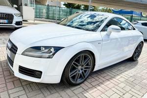 Audi TT Coupé 2.0 TDI quattro S-Line