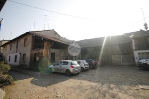 RUSTICO A GARBAGNATE MILANESE