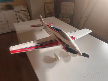 aereo rc acrobatico