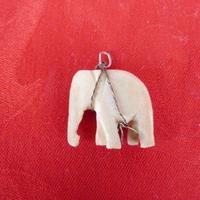 ELEFANTINO D'OSSO CON LUNGA CATENINA ARGENTO 925