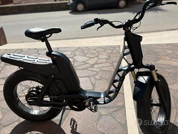Fat Bike elettrica fantic urban issimo