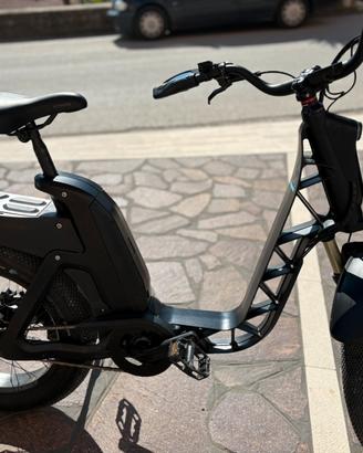 Fat Bike elettrica fantic urban issimo