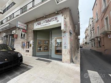 BOX A GIOIA DEL COLLE