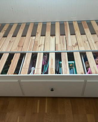 Letto Hemnes Ikea
