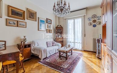 VENDITA TRILOCALE CON AMPIO BALCONE!