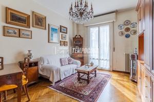 VENDITA TRILOCALE CON AMPIO BALCONE!