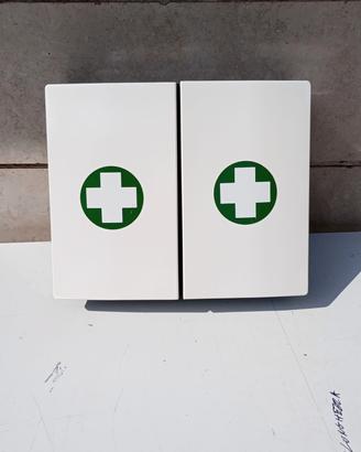 Armadietto pronto soccorso cassetta farmacia 
