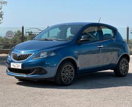 Lancia Ypsilon 1.0 FireFly 5 porte S&S Hybrid Albe
