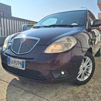 Lancia Ypsilon 1.4 Oro Ecochic GPL