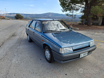 Renault 11TL 1988