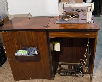 Macchina da Cucire Necchi