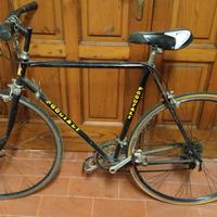 biciclettta da città telaio marca Poggiali.