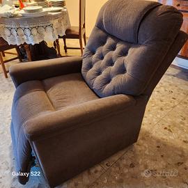 poltrona reclinabile