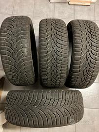 Gomme invernali Toyo 215/50 R18