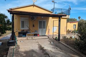 Villetta in c.da Mongina - Villasmundo