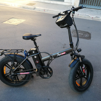 Come nuova:YESBIKE fat bike elettrica 250W con