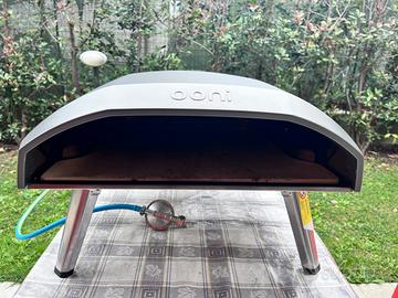 Ooni Koda 16 forno pizza