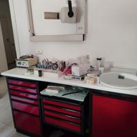 accessori e mobilia odontoiatria 