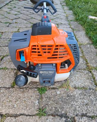 Decespugliatore OLEOMAC BCH 250