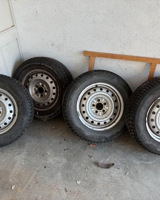 Gomme invernali Wanli Wintermax A1 M+S 215/65 R16