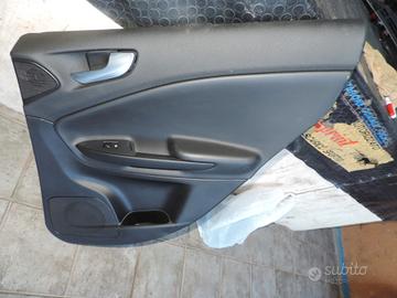 Pannello porta posteriore dx alfa giulietta