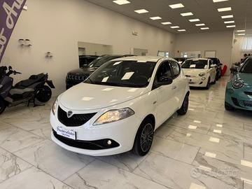 Lancia Ypsilon 1.0 FireFly 5 porte S&S Hybrid Mary